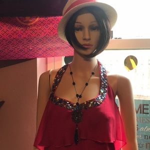 White house black market necklace